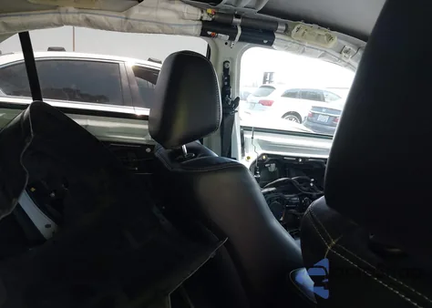 2019 Chrysler 300 300S из США, поврежденный, VIN 2C3CCABG6KH561472